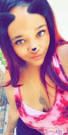 OnlyFans cuenta simonehughes3 avatar 1