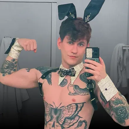 OnlyFans of adamasker