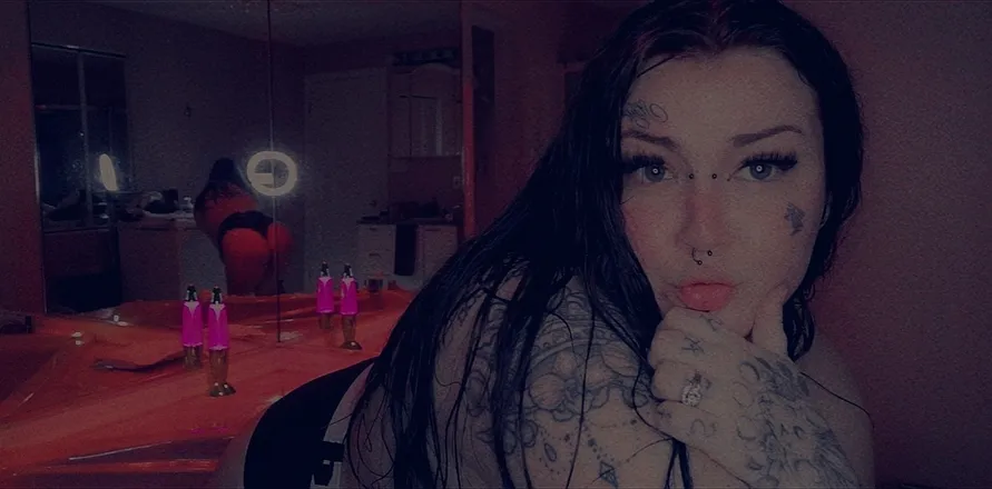 OnlyFans cuenta inkbhaddie header 2