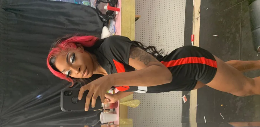 OnlyFans cuenta junieejaayyy header 2