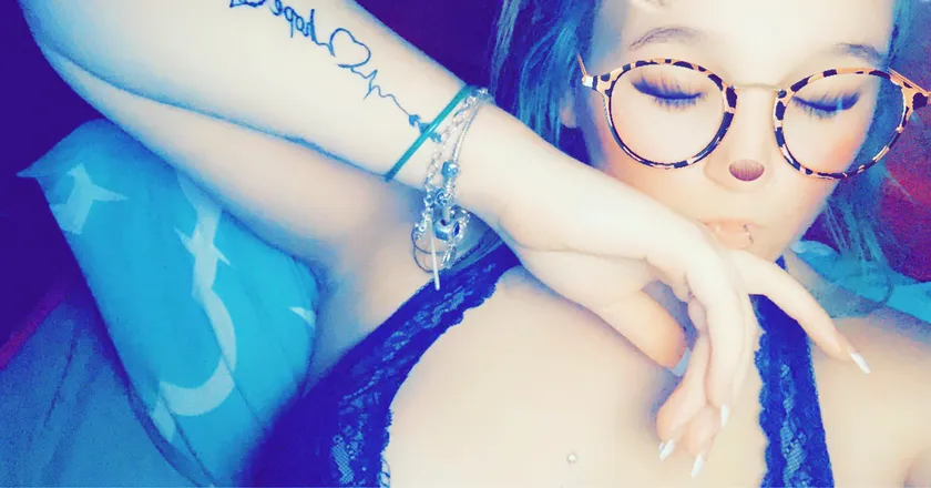OnlyFans account  u164815081 header 2