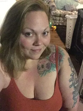 OnlyFans cuenta fatchick1129 header 2