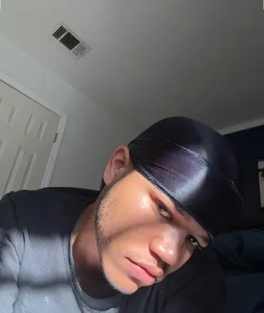 OnlyFans cuenta thickredvelvet avatar 1