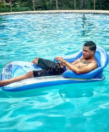 OnlyFans cuenta yofitorecords header 2