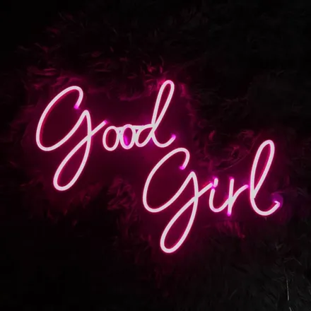OnlyFans cuenta naughtypinupghoul header 2