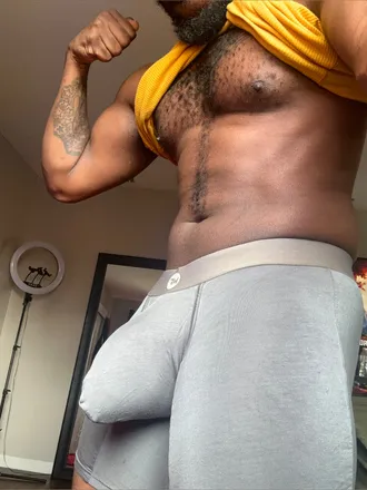 OnlyFans cuenta mrhung1214 header 2