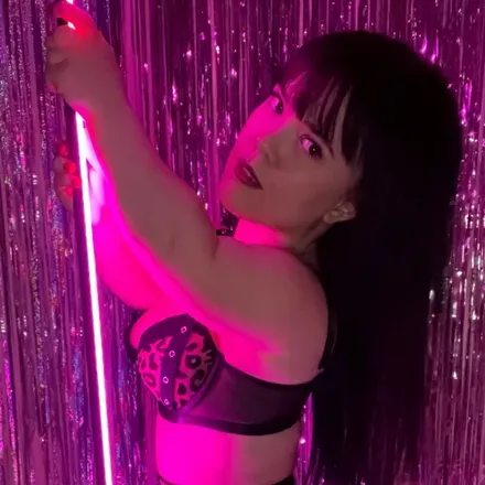 OnlyFans cuenta vip_tiny_sexy_girl avatar 1
