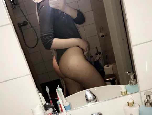 OnlyFans cuenta peachrosie24 avatar 1