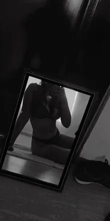 OnlyFans cuenta bella.012 header 2