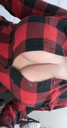 OnlyFans cuenta bustyy.brunette avatar 1