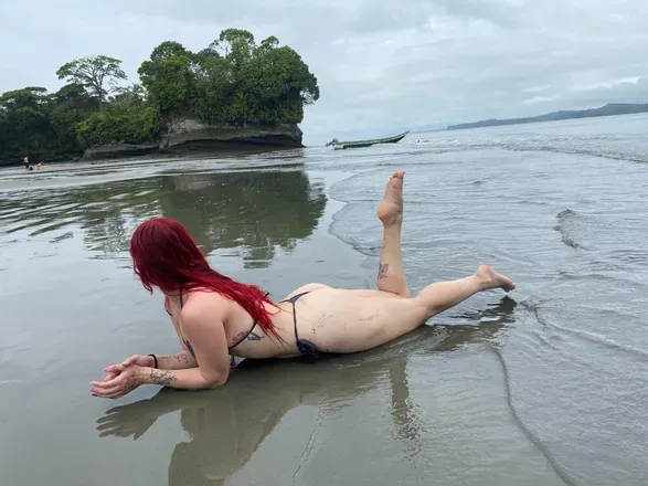 OnlyFans cuenta reedvelvet header 2