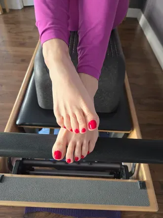 OnlyFans cuenta prettyfeetandpilates avatar 1