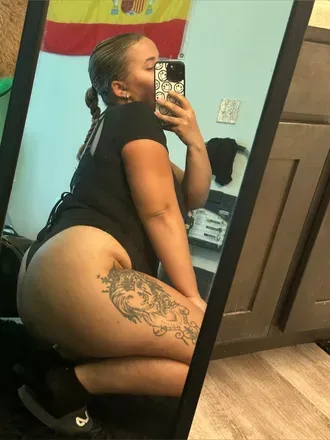 OnlyFans cuenta mel.melyyy header 2