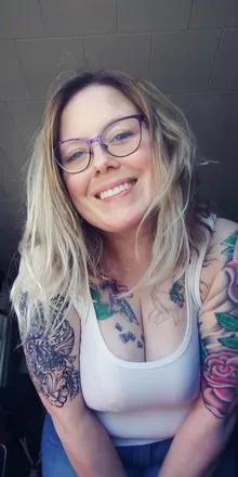 OnlyFans account  loolin avatar 1