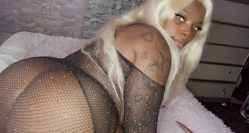 OnlyFans cuenta onlymeasha header 2