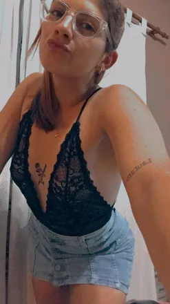 OnlyFans cuenta kattiromano header 2