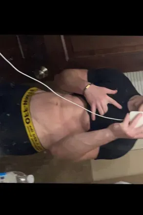 OnlyFans cuenta sexylax69 header 2