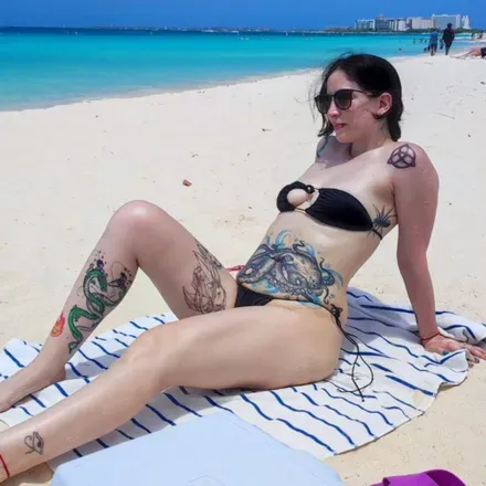 OnlyFans account  kirschepie avatar 1