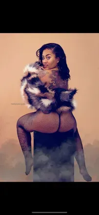 OnlyFans cuenta giggles_203 avatar 1