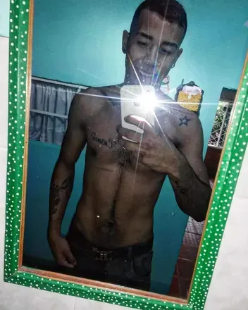 OnlyFans account  chicodelarusa header 2