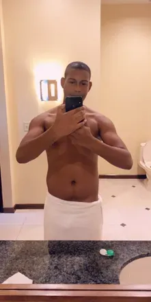 OnlyFans cuenta riquito header 2