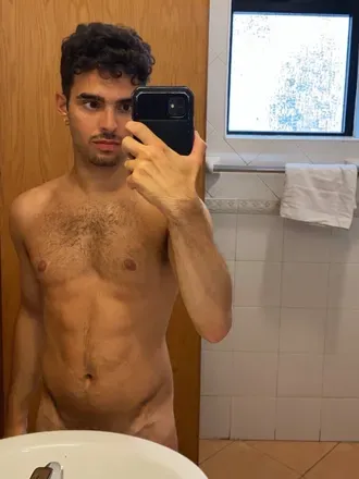 OnlyFans cuenta arielaitch avatar 1