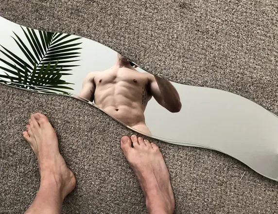 OnlyFans account  llvvaann header 2