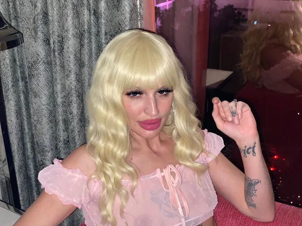 OnlyFans cuenta badappleinc header 2