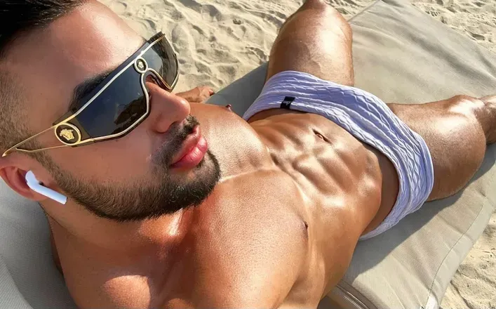 OnlyFans cuenta leooliverjesus header 2