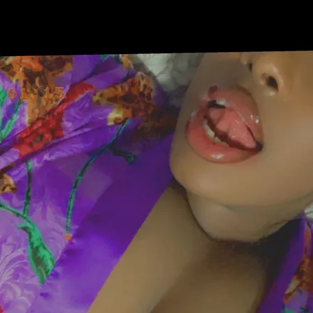OnlyFans cuenta chellysummers header 2