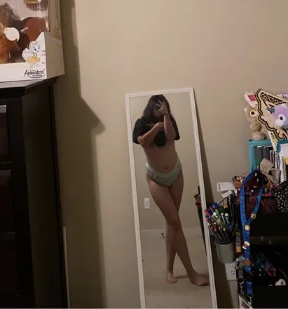 OnlyFans account  rossyredd header 2
