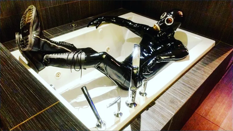 OnlyFans cuenta dukejacklatex header 2