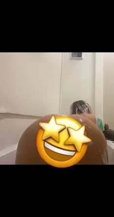 OnlyFans cuenta glittergirl25 header 2
