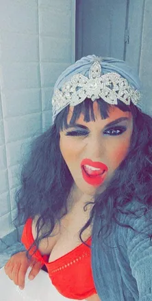 OnlyFans account  mehdi_travesti header 2