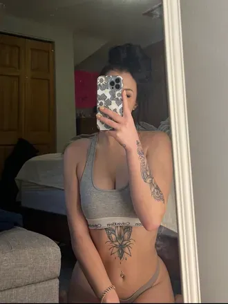 OnlyFans cuenta taralynnofficial1 avatar 1