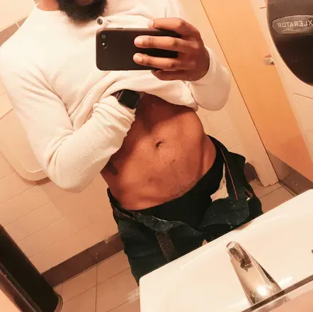 OnlyFans account  prettyhugedickk avatar 1