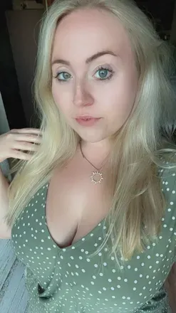 OnlyFans cuenta thicckbitch7 avatar 1