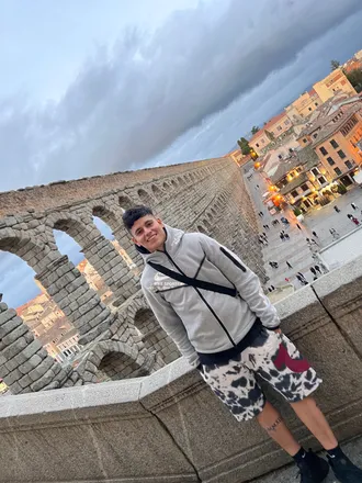 OnlyFans cuenta juan9710 header 2