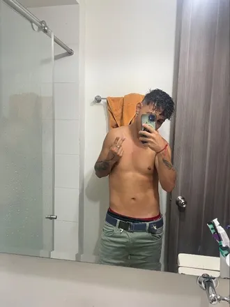 OnlyFans cuenta kmilo_hzc header 2