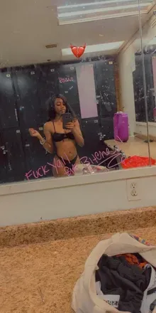 OnlyFans cuenta cryptokitty header 2