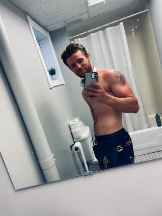 OnlyFans cuenta u18999711 header 2