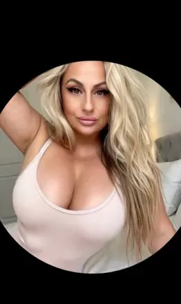 OnlyFans cuenta lovemystepmom avatar 1