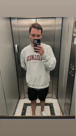 OnlyFans account  rocket_18 avatar 1