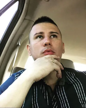OnlyFans cuenta andyalvaradox header 2