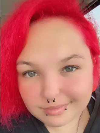 OnlyFans account  mari_redd avatar 1