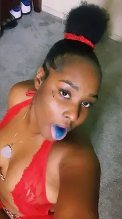 OnlyFans cuenta brownskinasiaaa avatar 1