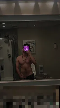 OnlyFans cuenta urlittleboyy avatar 1