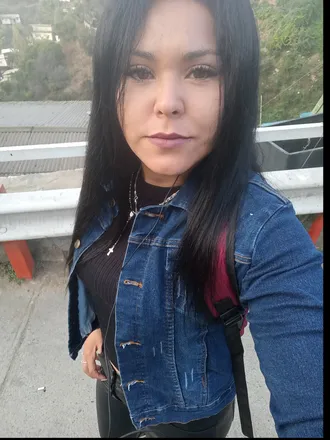 OnlyFans cuenta damarilopezz header 2