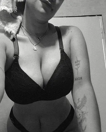 OnlyFans cuenta bustyybby avatar 1