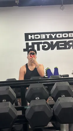 OnlyFans cuenta andrew0119latino header 2